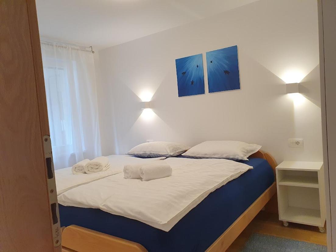 Apartmaji Pregelj Koper Luaran gambar