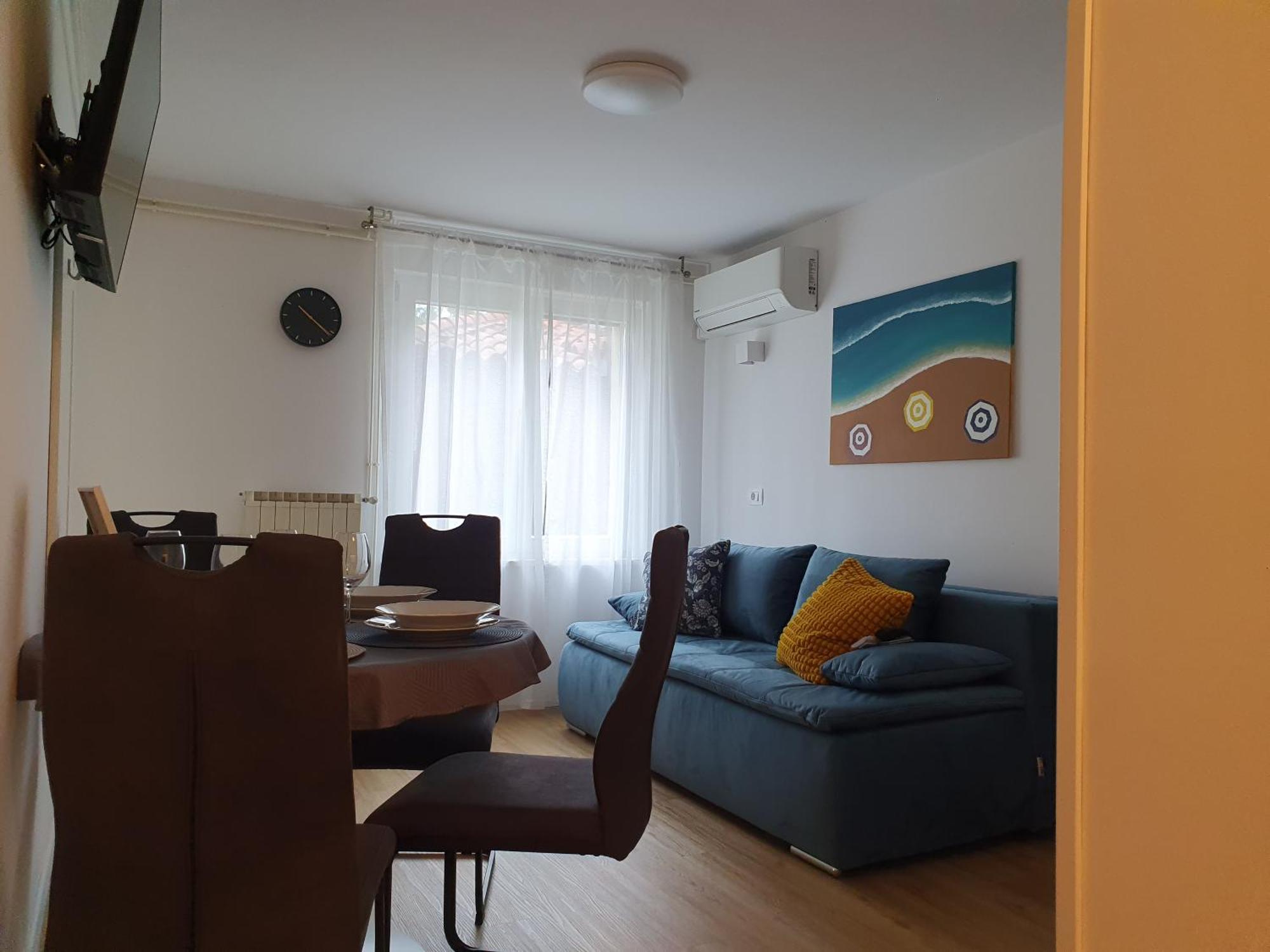 Apartmaji Pregelj Koper Luaran gambar