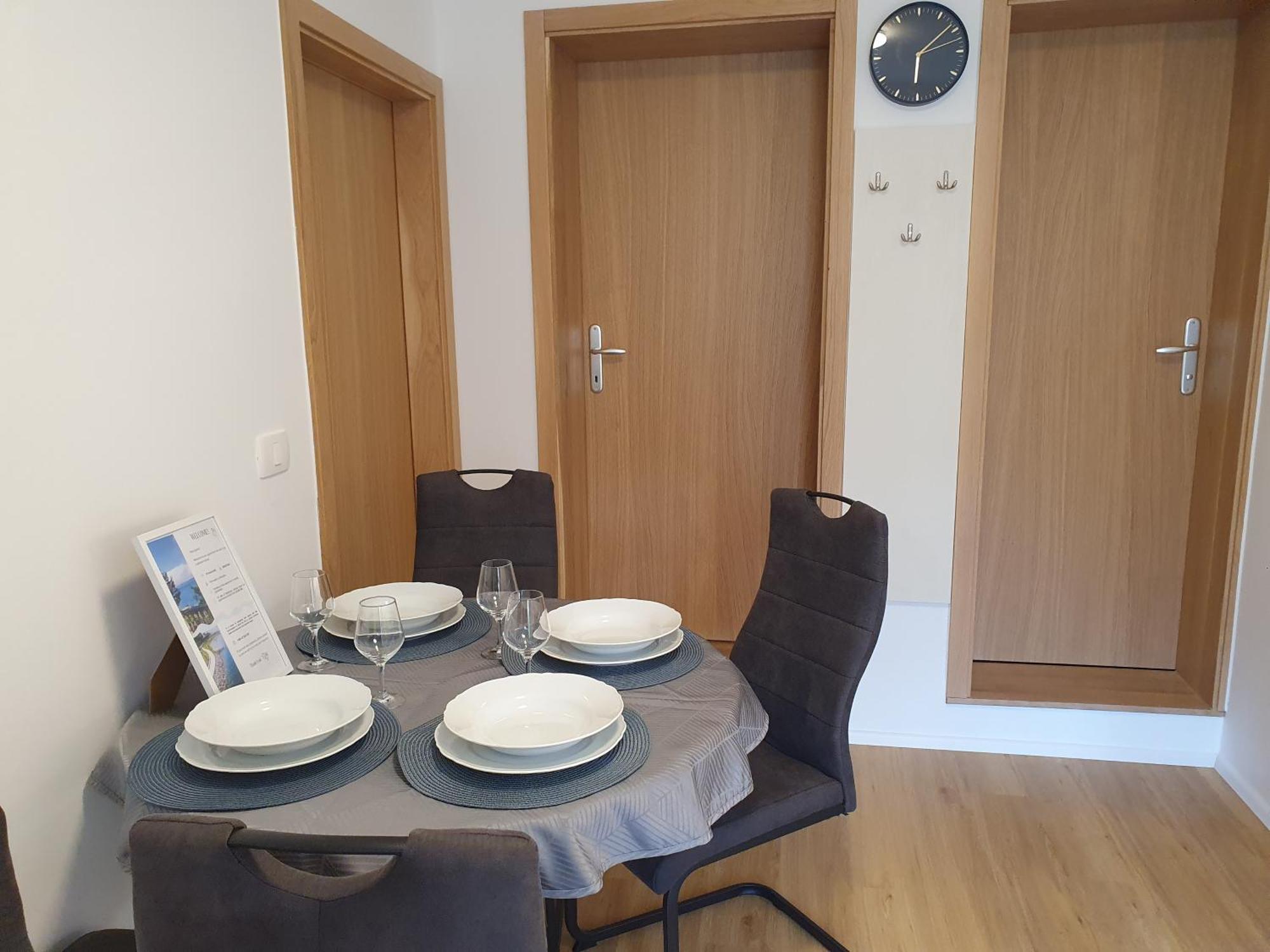 Apartmaji Pregelj Koper Luaran gambar